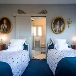 ベッド・アンド・ブレックファスト D'hotes Manoir De Montecler 3*