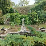 ベッド・アンド・ブレックファスト D'hotes Manoir De Montecler