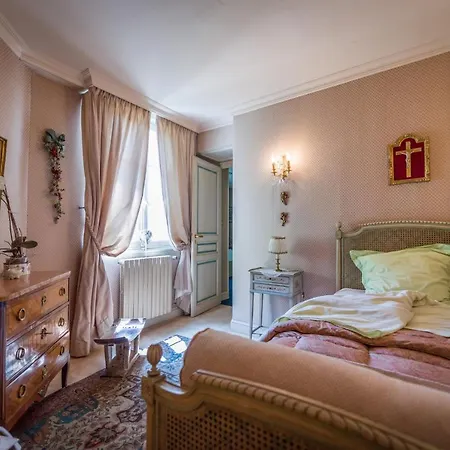 Panzió D'hotes Manoir De Montecler