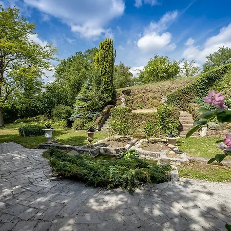 D'hotes Manoir De Montecler