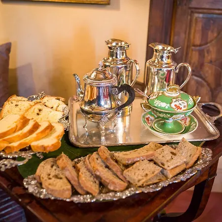 D'hotes Manoir De Montecler